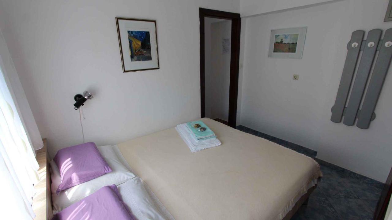 Studio In Vantacici/Insel Krk 14419 Exteriör bild